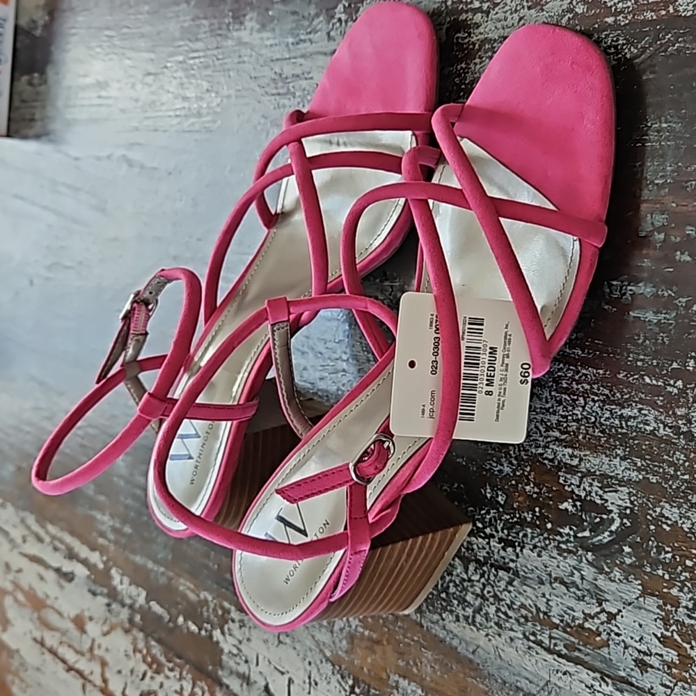 New Pink sandals 👡 - Picture 6 of 10